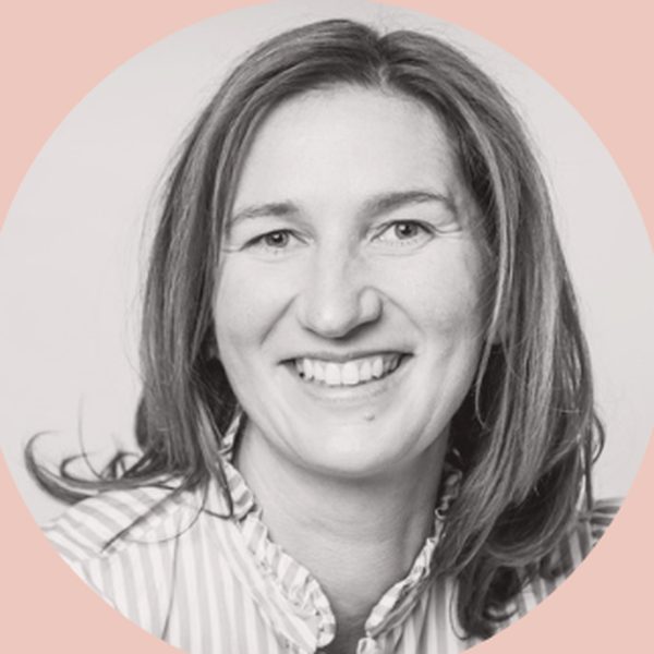 Porträt von Stephanie Bäuml